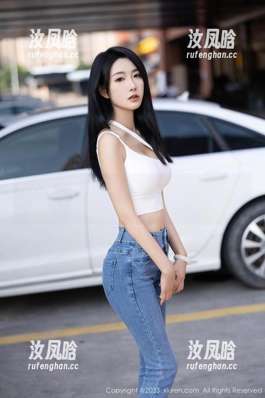秀人网 - 全套婚纱，让我想插队求婚的冲动——不过大美媚京可能不认识我！