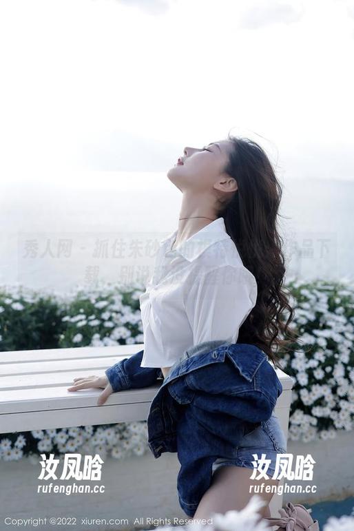 秀人网 - 抓住朱砂色的模特悦悦：作品下载，别说我没提醒你哦！