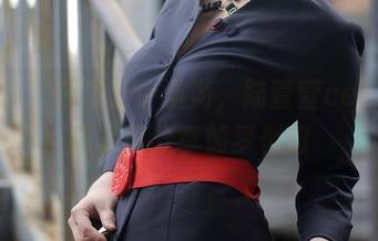 秀人网 – 在浴缸中遨游，陆萱萱cecillia的写真分享如梦似幻