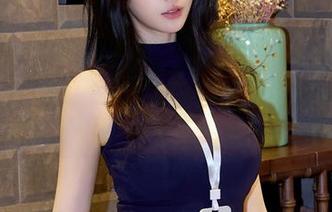 秀人网 – 一言不合就拍修女，龙籹cool的图集值得我们反复琢磨
