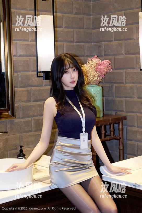 秀人网 - 一言不合就拍修女，龙籹cool的图集值得我们反复琢磨