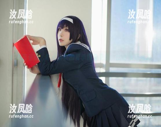 你没有看错，翎柒菜菜的夏季图集更新，比西瓜还清凉！