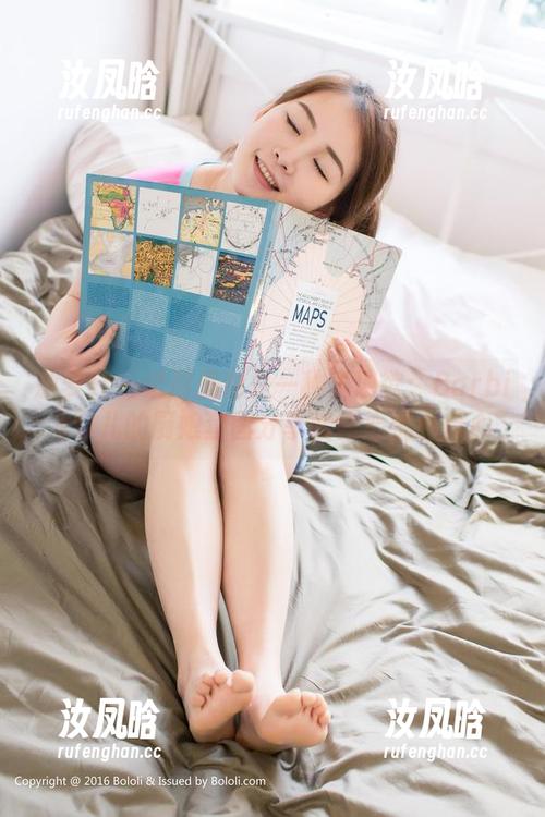 菠萝社 - 进厨房也是一种表现欲：Barbie可儿的厨娘套图分享就像心机小点心
