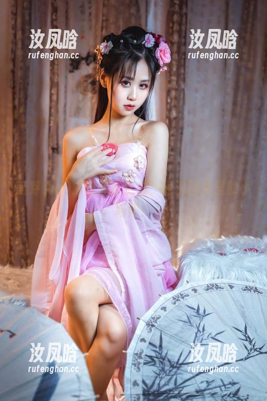 萌芽儿o0浴室黑丝汇总，高清图库里的小陷阱！