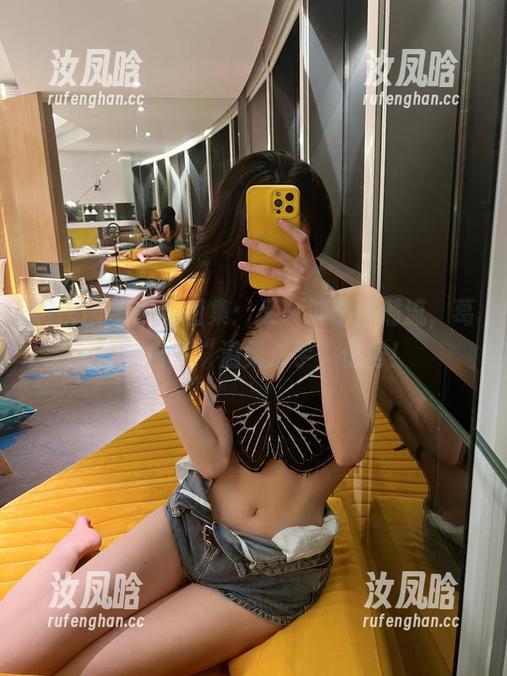 微密圈 - 最新图集：又一波紫色潮流，葛征放出了“温柔杀手”信号！