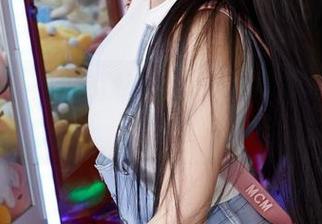 蜜桃社 – 美绪的私拍大冒险：穿越纯白的奇境