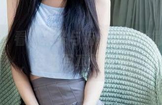 袜啵啵 – 看，朵朵与凉鞋演绎的微妙关系，这组写真好有趣！