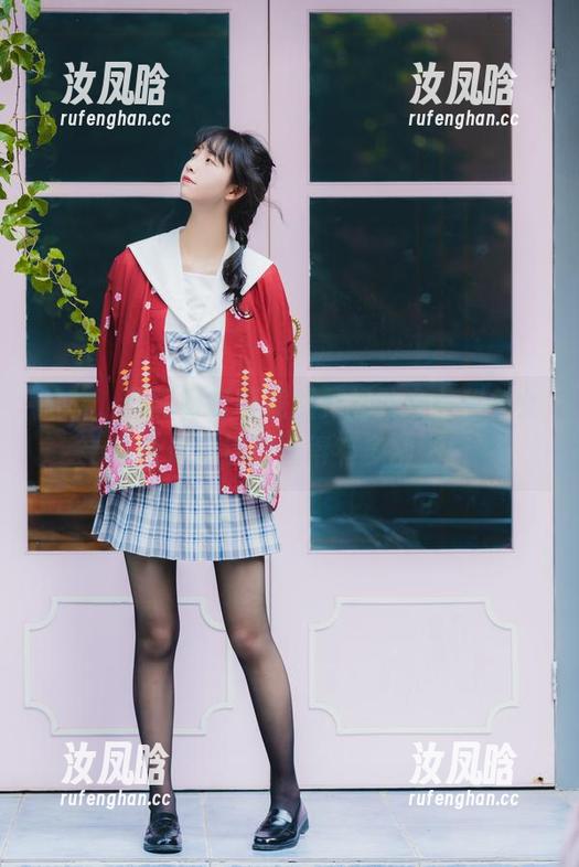 哈哈，西呱呀呀呀竟然把舰队少女和兔女郎合体，这套图得有多精彩！
