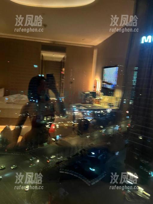 微密圈 - 新品上架！詹詹的海边日光浴，最新写真集诚邀疯友参与！