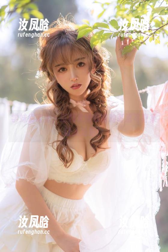 学妹别害羞，过期米线线喵的高清写真集让人沦陷！