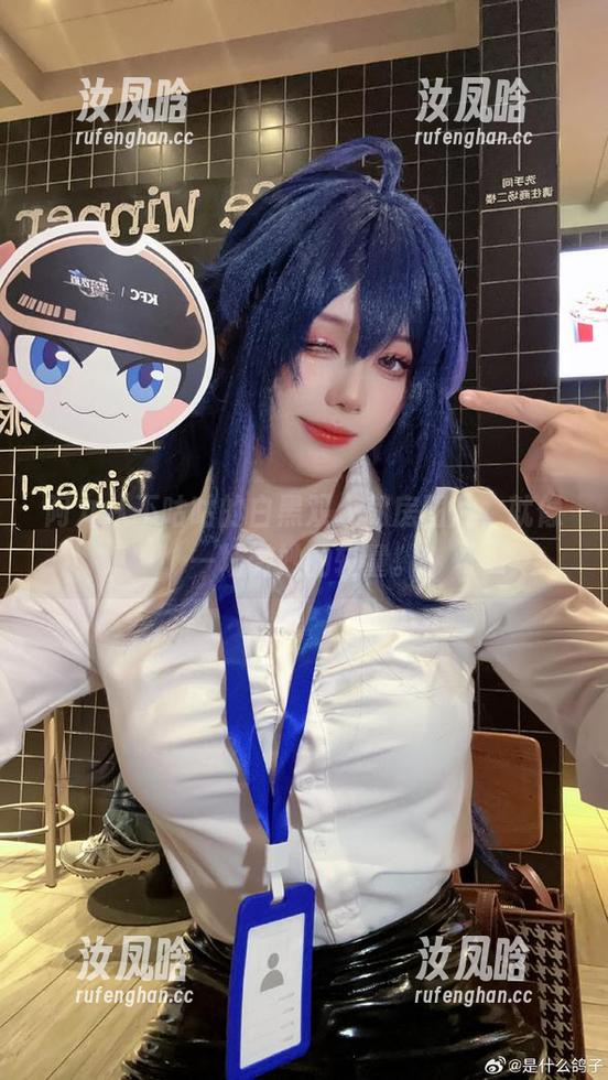阿九从不咕咕的白黑双人私房图片，就像一场微妙的较量。