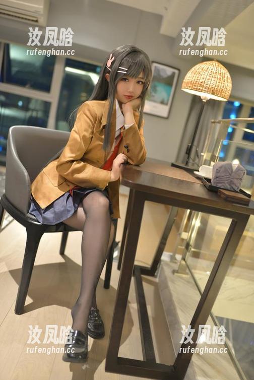 健身也要美美哒，雪琪SAMA的体操服绝对能让你每天都有动力！原图免费能看！