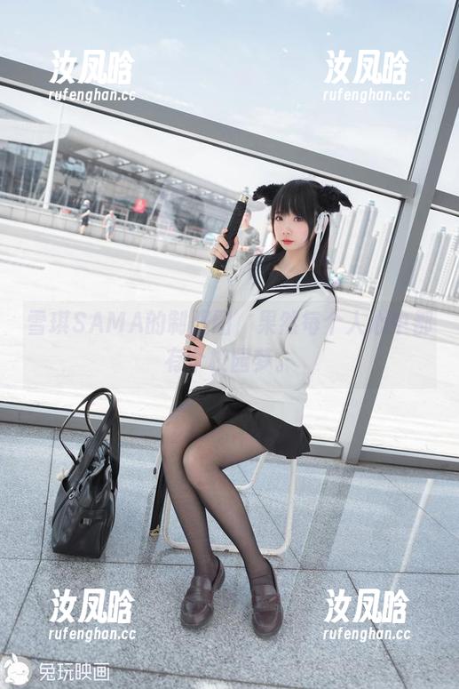 雪琪SAMA的制服图，果然每个人心中都有个校园梦。