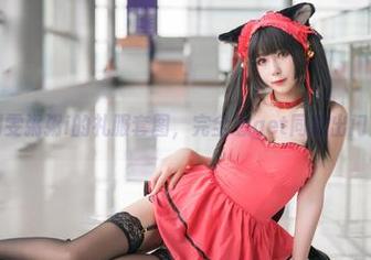 看到雯粥粥i的礼服套图，完全想get同款出门去。