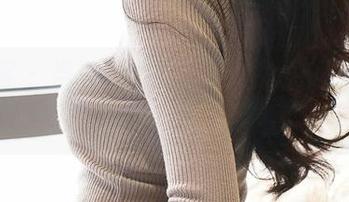 青豆客 – 当Milk楚楚遇上兔女郎图包，什么都不说直接看