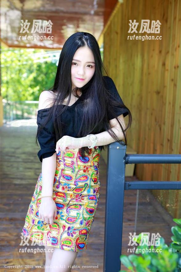 青豆客 - 呃，尤Una娜高校霸主的纯白从容——在最新图库中找到她吧！