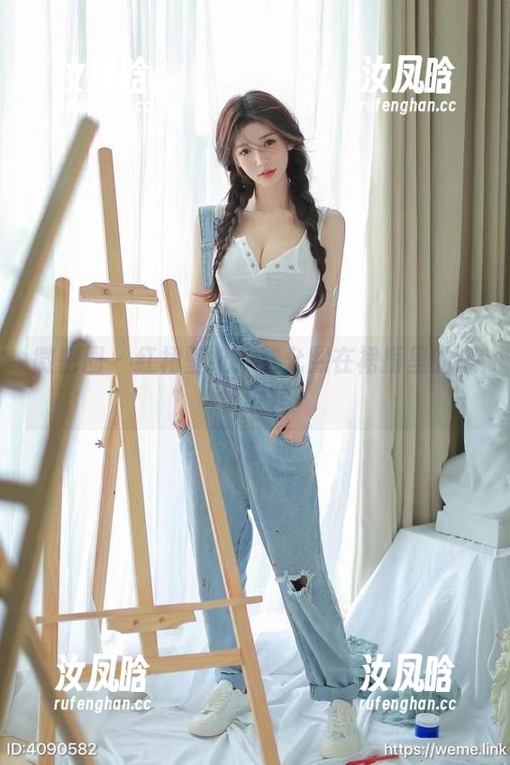 微密圈 - 红裙壁纸：黎允熙在裙摆里的恣意旋转