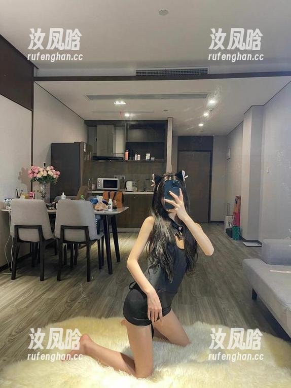 微密圈 - 黎允熙海边合集–每一张都像在跟我耳语：“快来这里!”，结果我只能默默点赞。