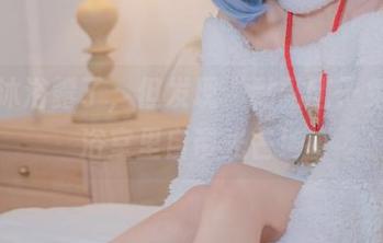 忘记沐浴露了，但发现“黏黏团子兔”在浴室里自带光芒！
